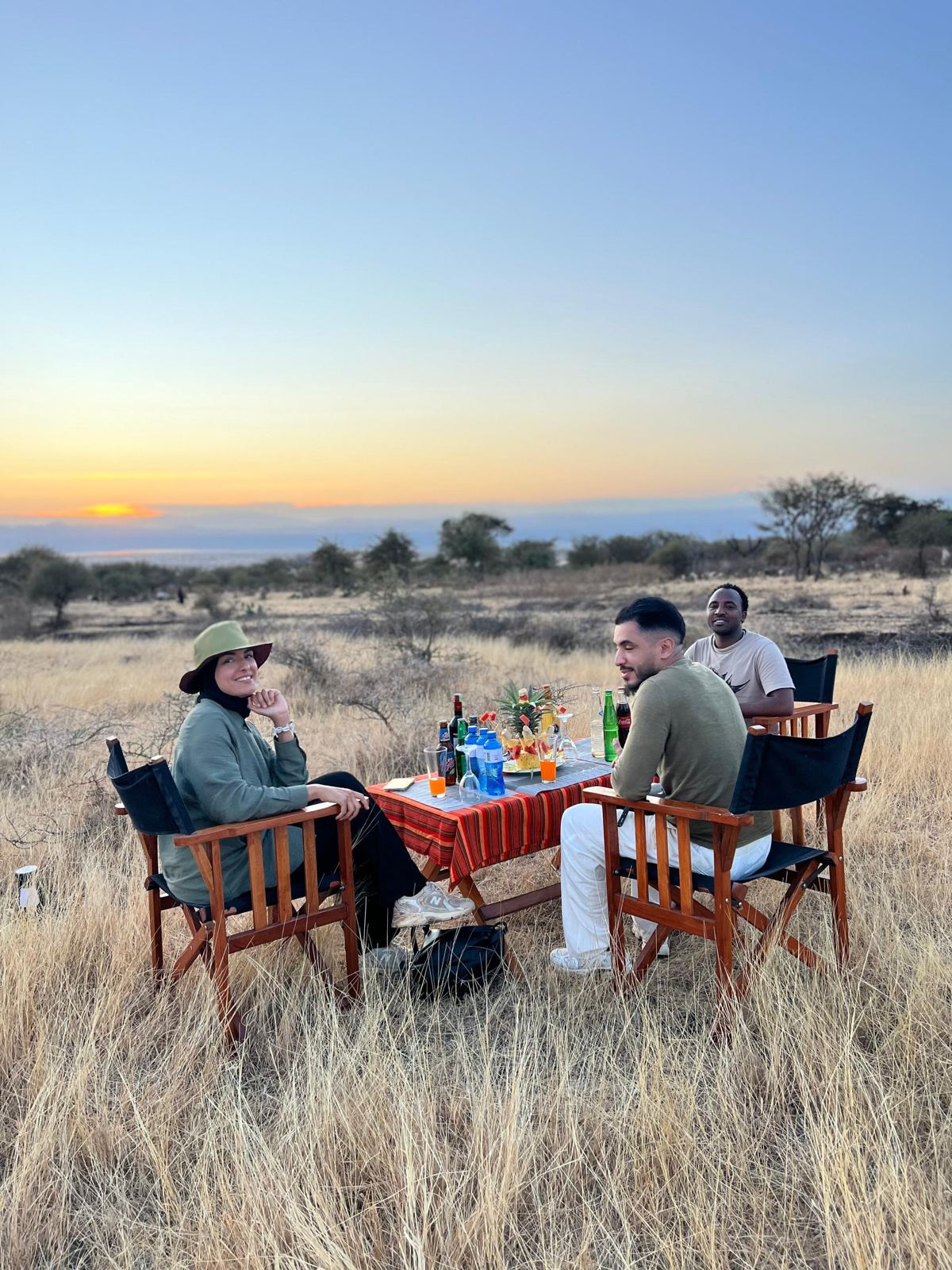 Champagne breakfast in the bush