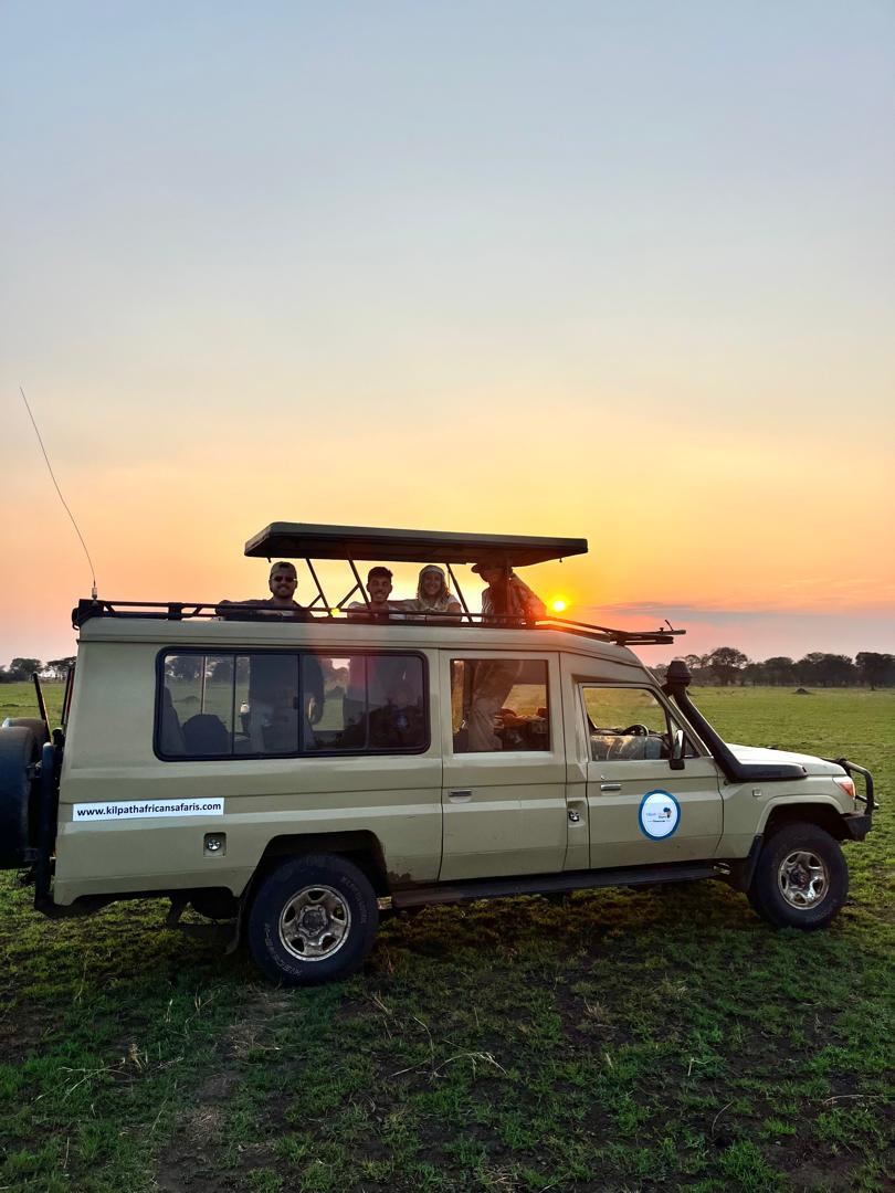 6 Days Unforgettable Tanzania Safari and Relaxation Holiday in Zanzibar