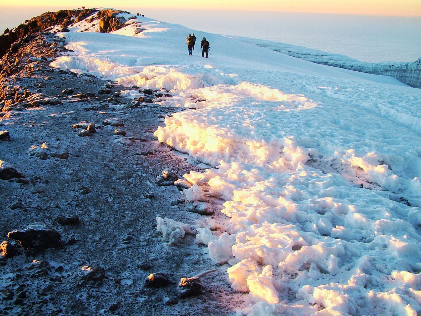 8 Days 7 Nights Climb Kilimanjaro Marangu Route